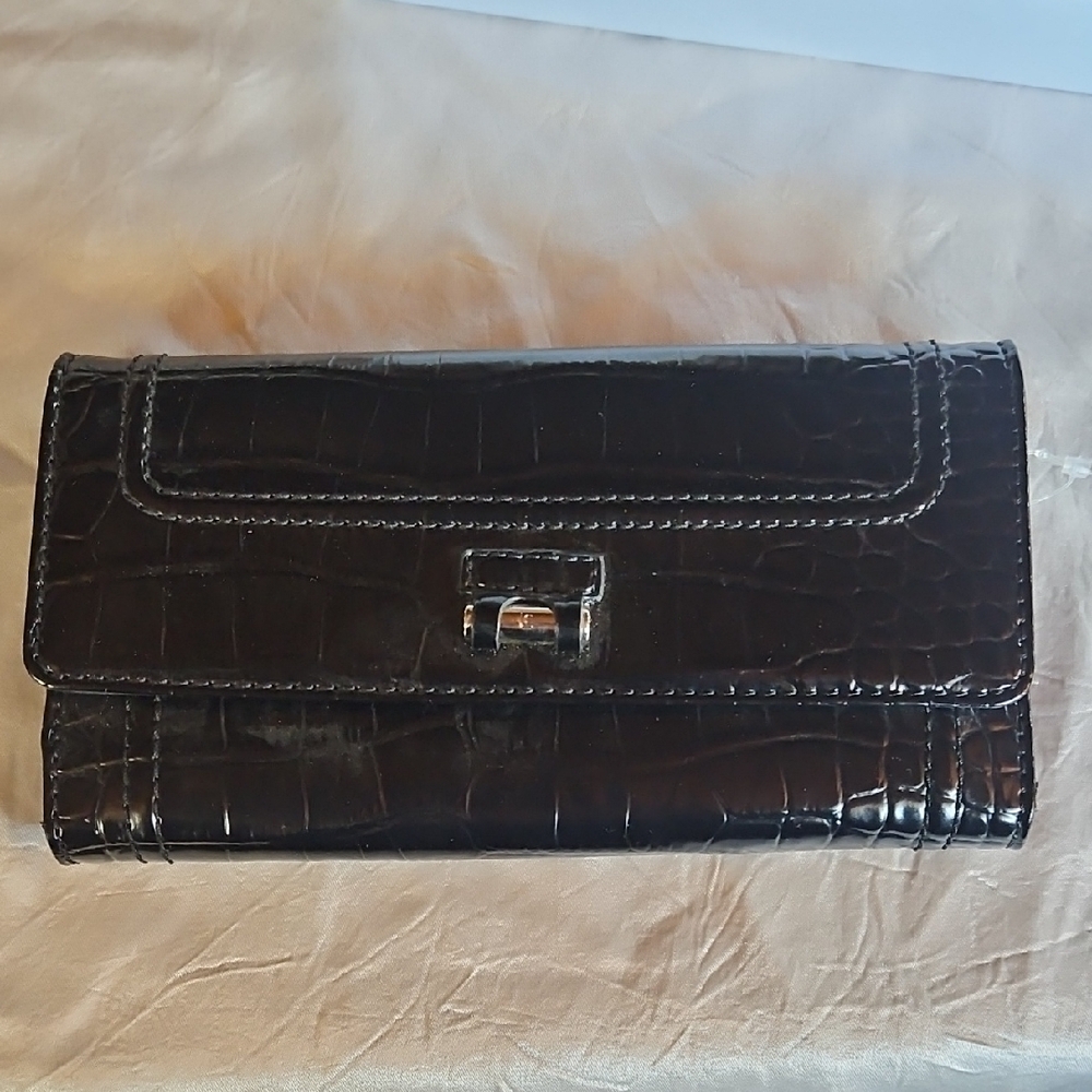Liz Claiborne Black Croc-Embossed Wallet - Picture 2 of 6